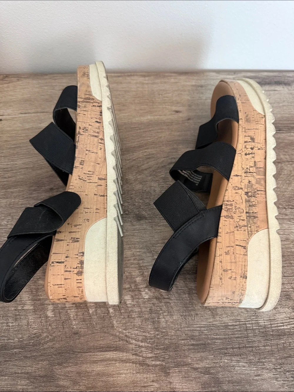 Universal Thread Benni Sporty Platform Sandals